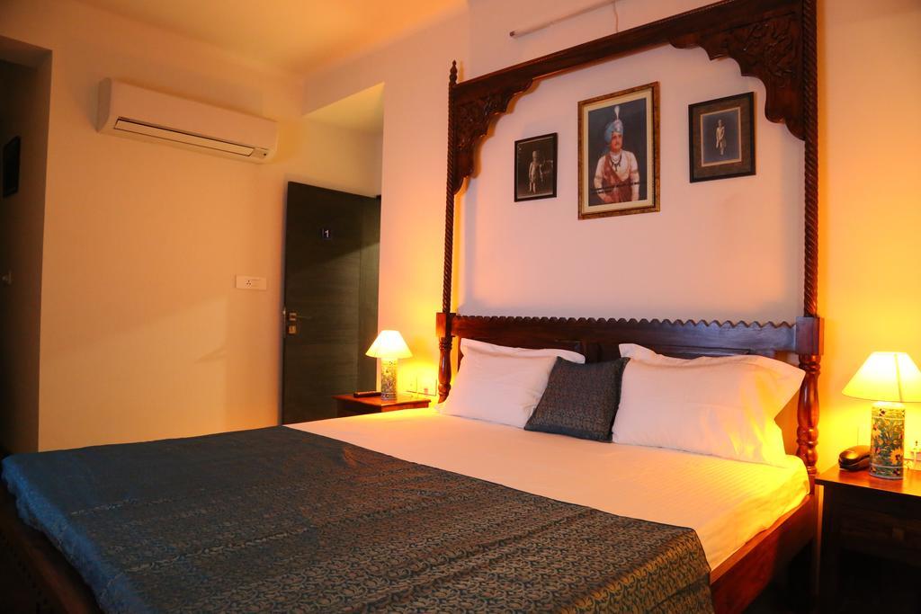 Saket Inn Jaipur Room photo